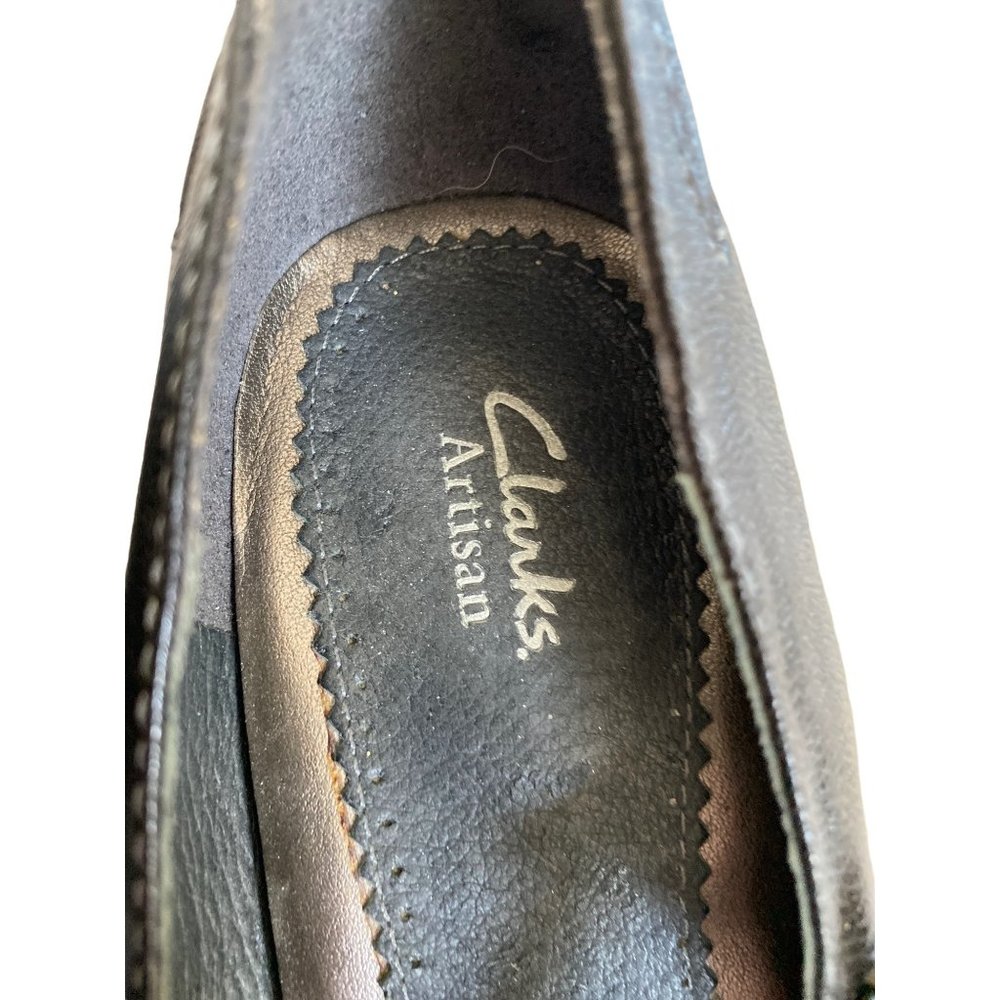 Clarks - Picture 4 of 7
